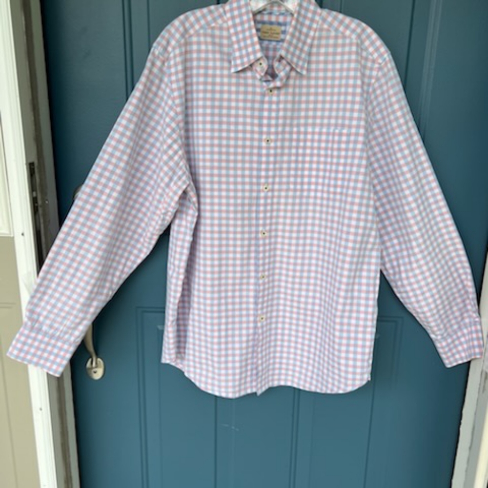TOMMY BAHAMA BLUE RED PLAID BUTTON DOWN LONG SLEEVE SHIRT SIZE MEDIUM